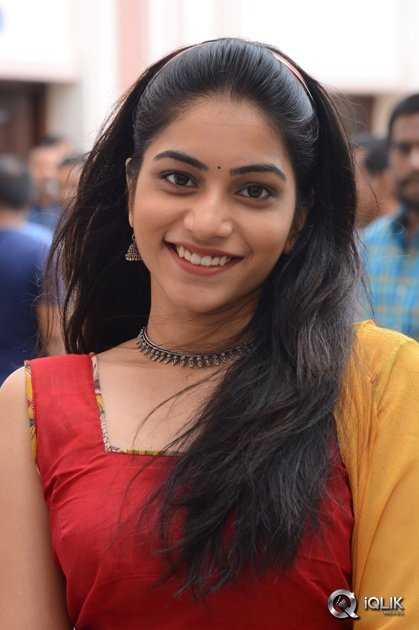 Punarnavi-Bhupalam-at-Enthapani-Chesave-Sirisha-Trailer-Launch